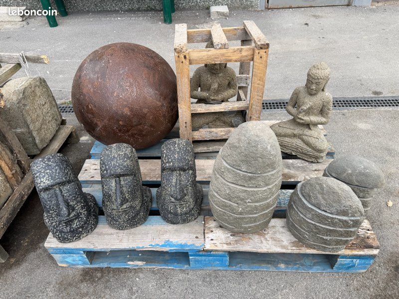 Statue / bouddha / lanterne / sphère (image 1)