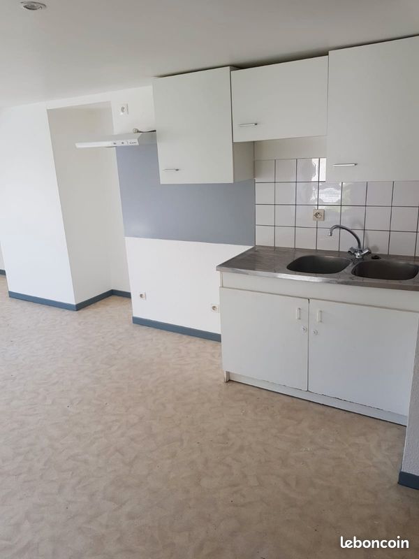 Appartement 2 pièces 42 m² · à Le Thillot · 42 m² · 390 €