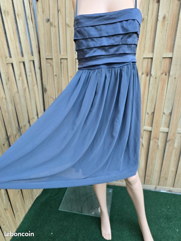Robe Zara Basic Taille M - Couleur Marron - Viscose/polyester - Neuve Sans étiquette
