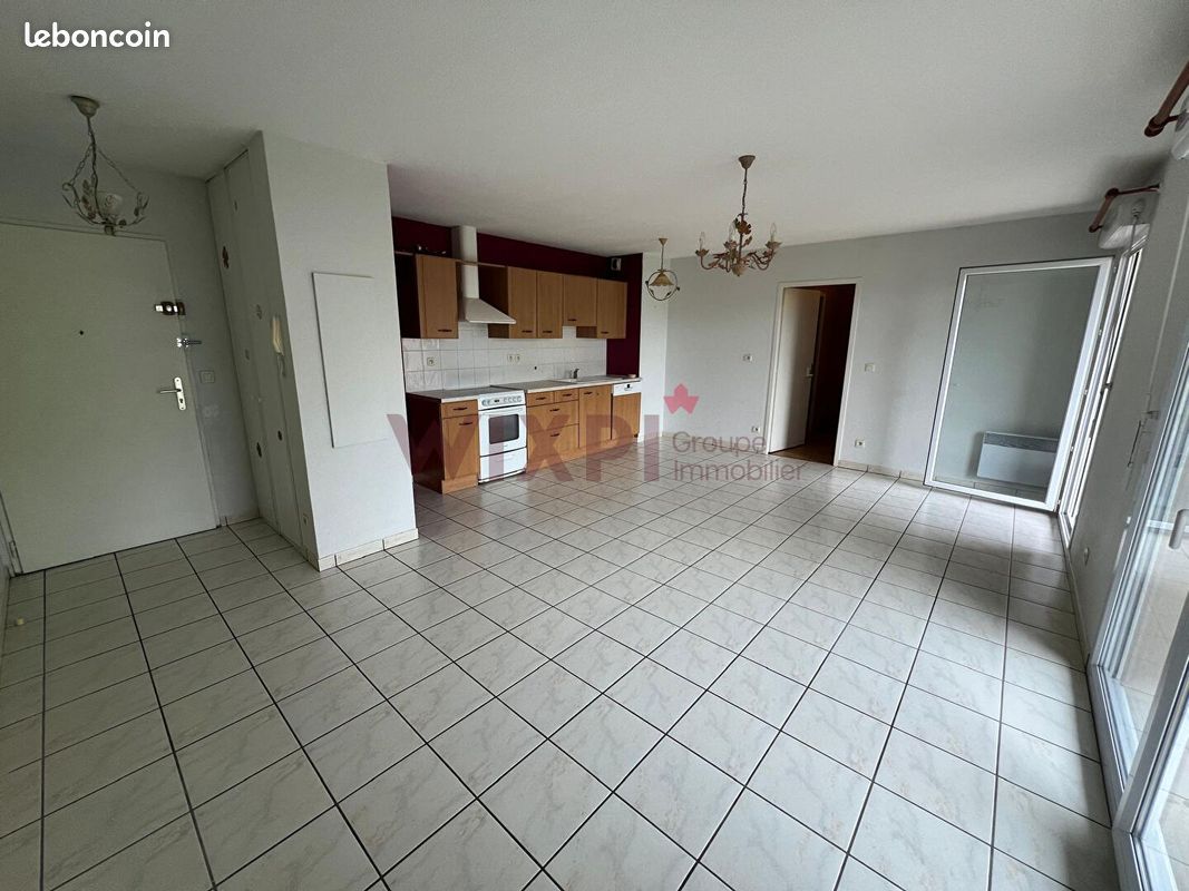 Appartement 2 pièces 44 m² · à Romans-sur-Isère · 44 m² · 86 000 €