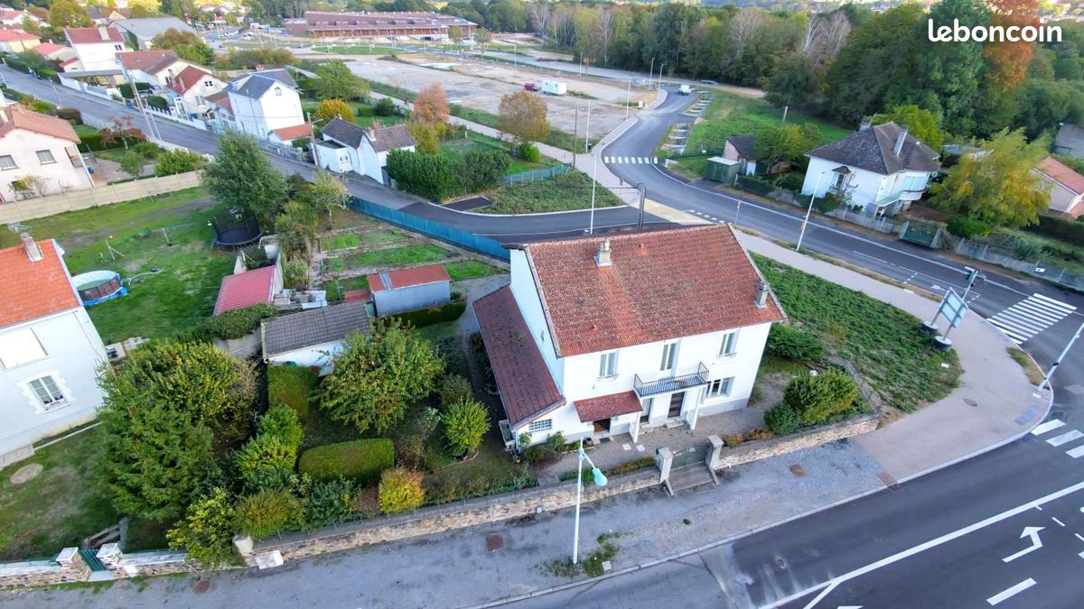 Maison 8 pièces 189 m² · à Couzeix · 189 m² · 222 500 €