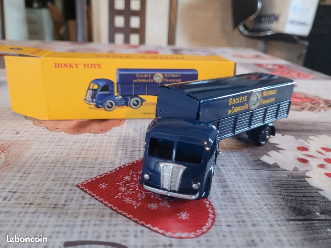 Jouet Collection Dinky Atlas - Camion Panhard SNCF Jaune, échelle 1:65