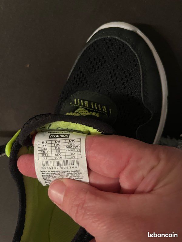 Basket semelles blanches taille 31 (image 5)