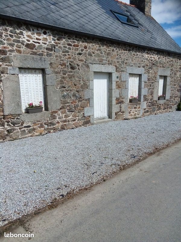 Maison 1 pièce 90 m² · à Pommerit-le-Vicomte · 90 m² · 80 000 €