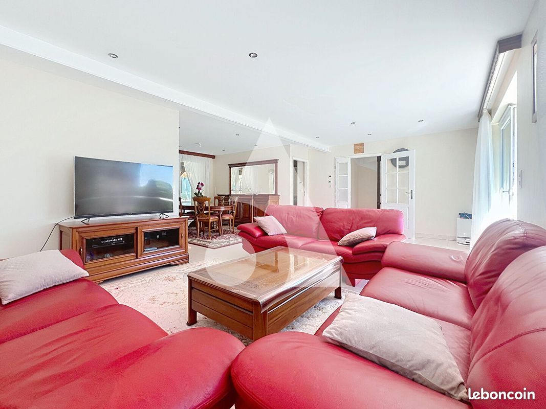 Maison 6 pièces 219 m² · à Pompey · 219 m² · 295 000 €