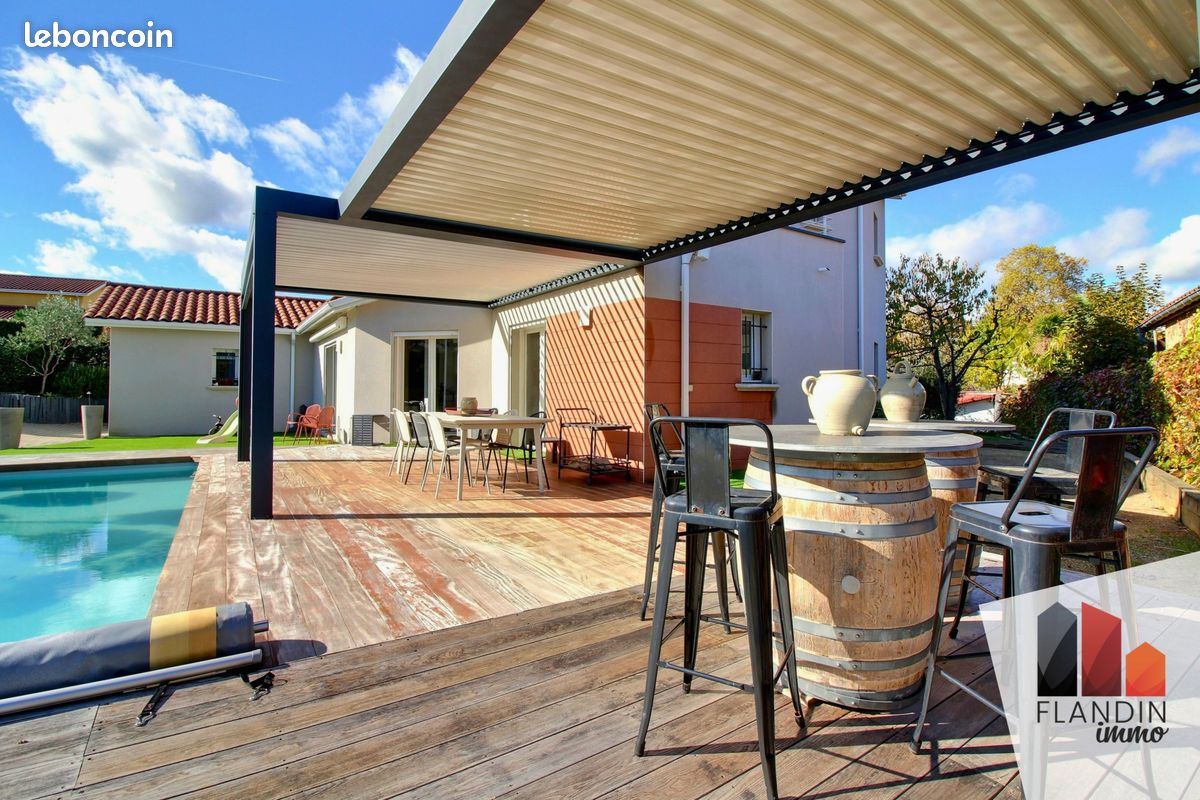 Maison 6 pièces 160 m² · à Vernaison · 160 m² · 730 000 €