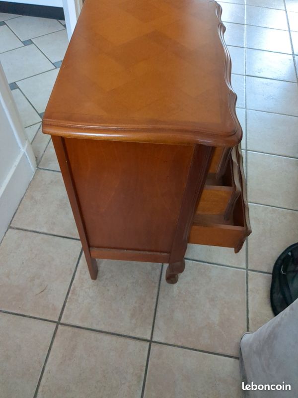 Commode en bois (image 4)