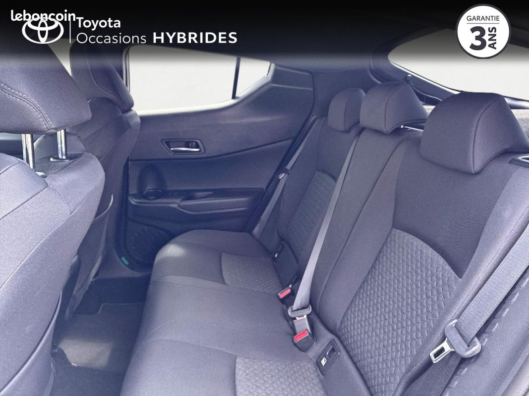 Toyota C-HR 2.0 Hybride 184ch Design Ultimate E-CVT (image 12)