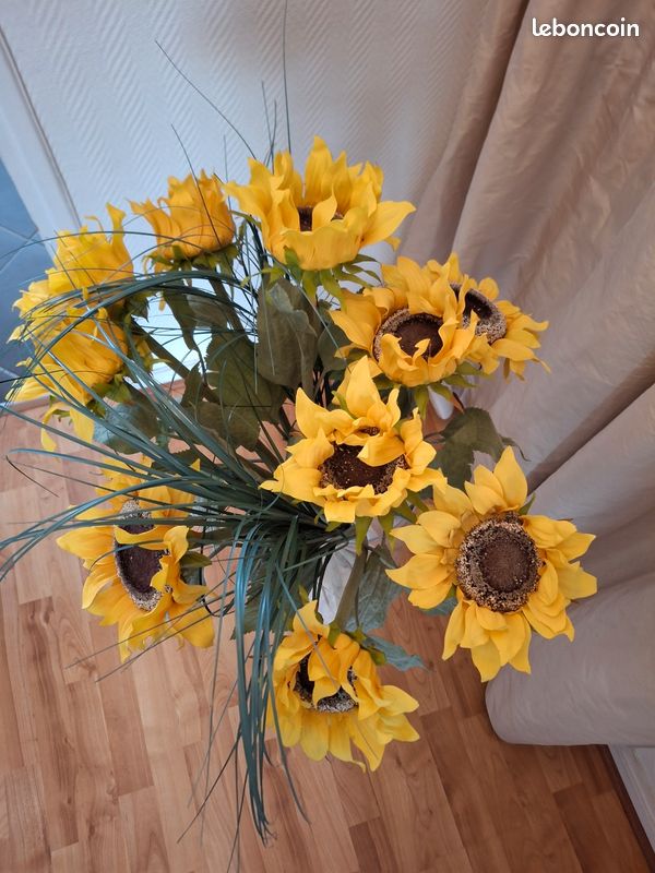 Bouquet De Fleurs Artificielles Botius - Mélange De Pivoines, Lotus, Lavande - Jaune Et Blanc - 35 Cm