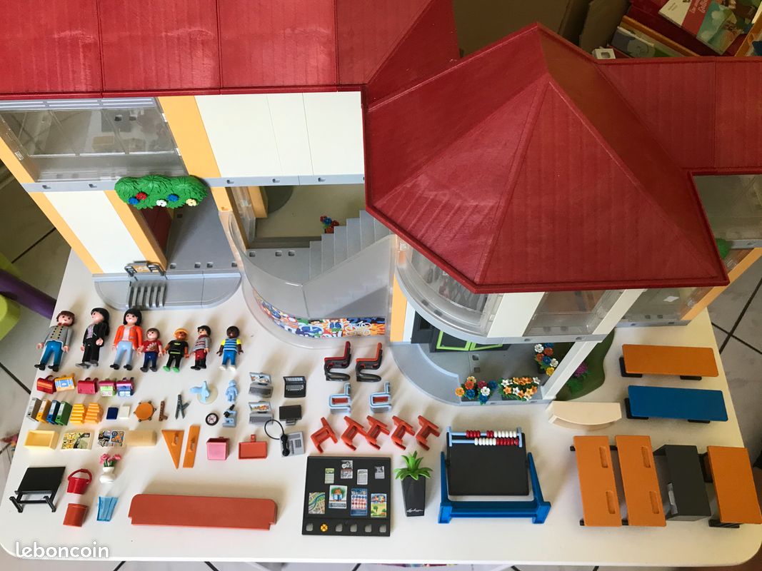 Grande école Playmobil 4324 (image 3)