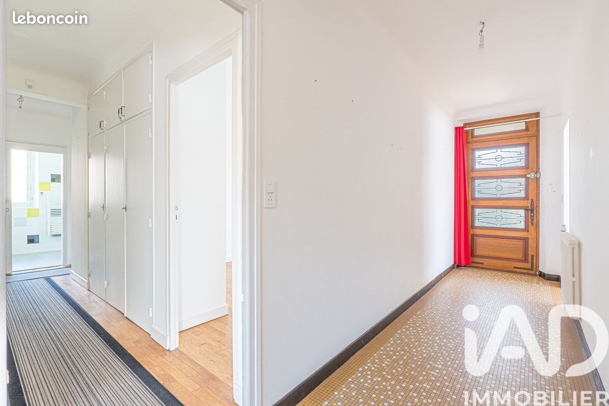 Propriété 4 pièces 188 m² (image 6)