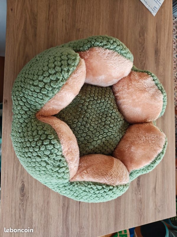Panier pour chat (image 1)
