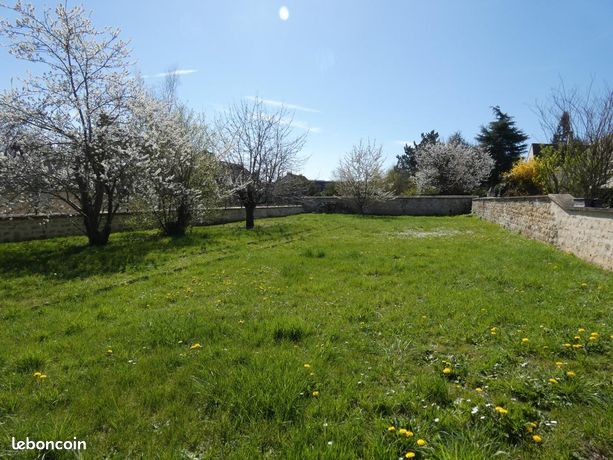 Terrain 738 m² Vaureal