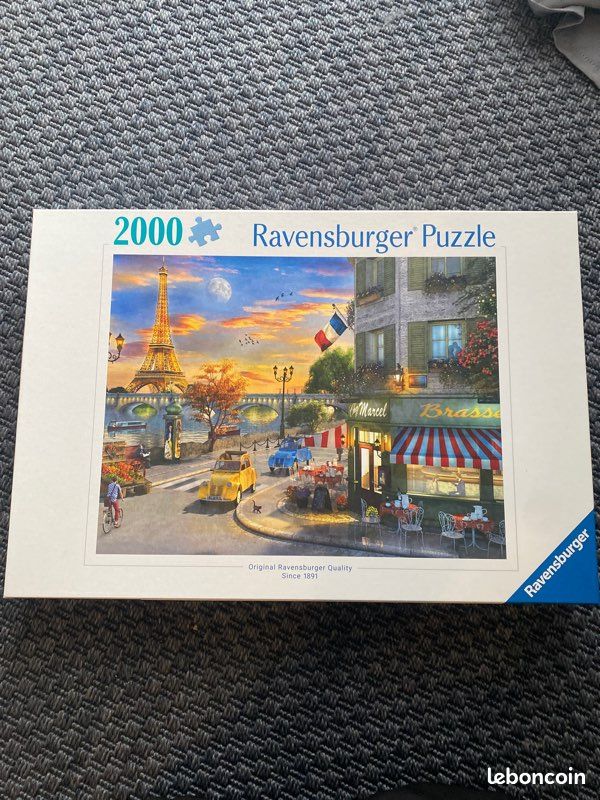 Puzzle paris complet 2000 pièces (image 1)