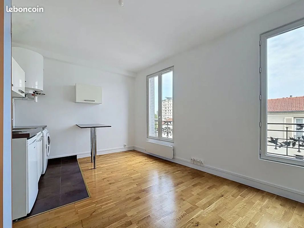Appartement 1 pièce 17 m² · à Ivry-sur-Seine · 16,5 m² · 880 €/mois