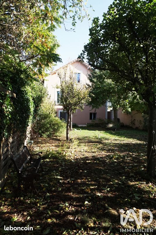 Maison 5 pièces 130 m² · à Paray-Vieille-Poste · 130 m² · 429 000 €