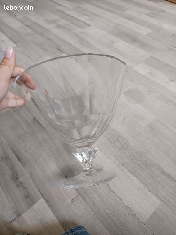 Bocal en cristal (image 1)