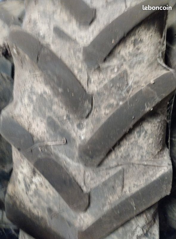 Pneu agraire Pirelli 420/85 R38 (image 2)