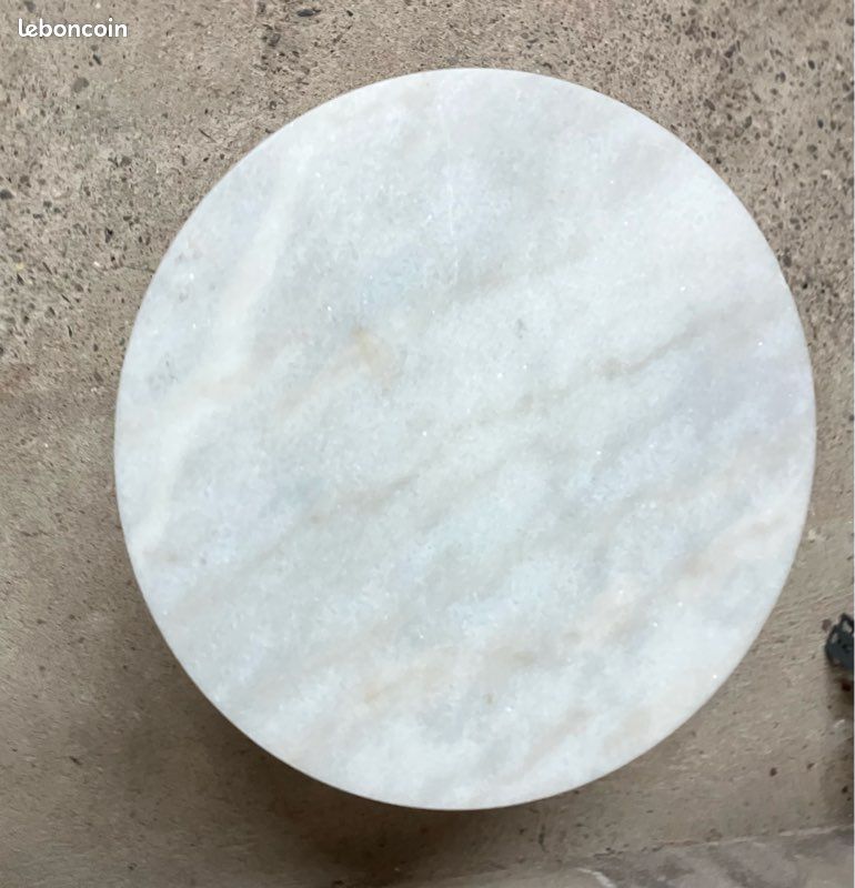 Table basse d’appoint en marbre (image 3)