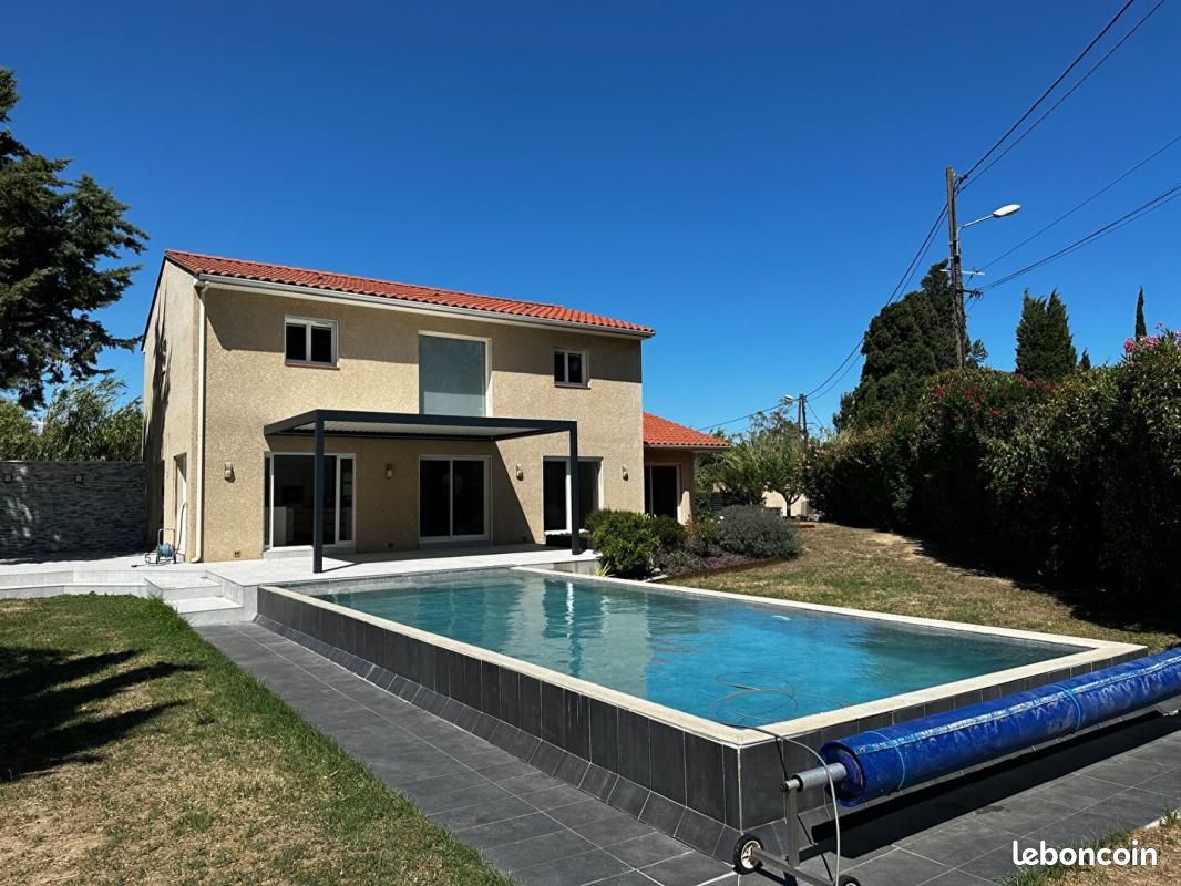 Maison 5 pièces 160 m² · à Perpignan · 160 m² · 2 535 €