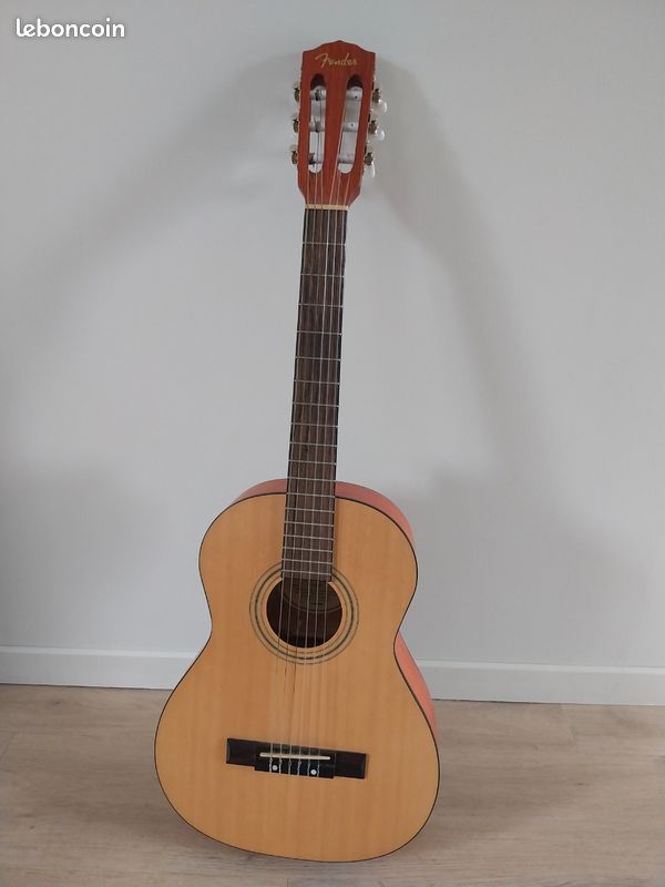 Guitare acoustique enfant (image 1)