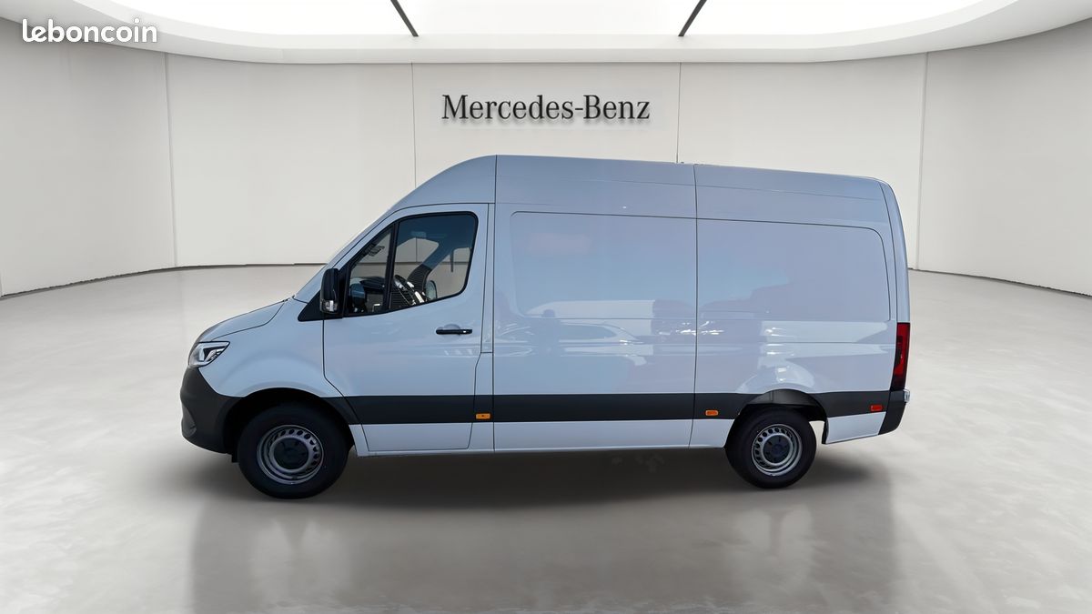 Mercedes sprinter fgn 315 cdi 37 3.5t rwd pro (image 2)