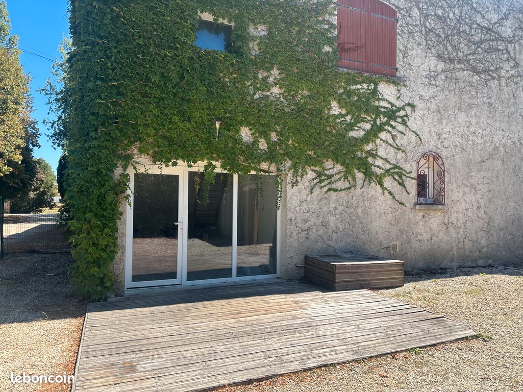 Maison 2 pièces 85 m² · à Jarnac · 85 m² · 720 €