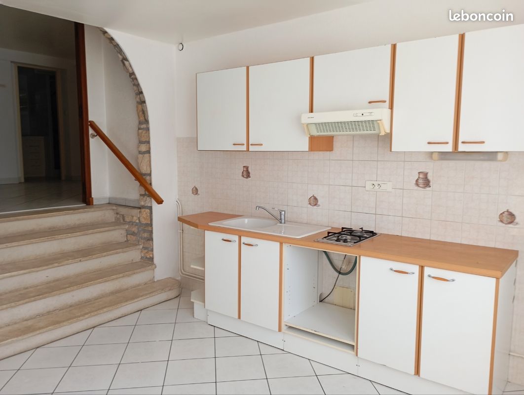 Appartement 2 pièces 37 m² · à Neufchâteau · 37 m² · 385 €