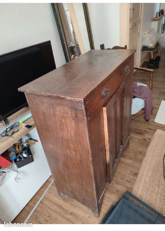 Buffet en bois (image 2)