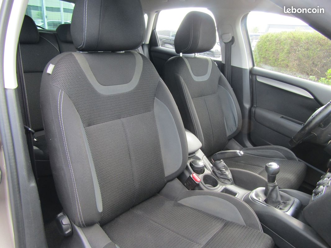 Citroen C4 BLUEHDI 100CH FEEL (image 7)