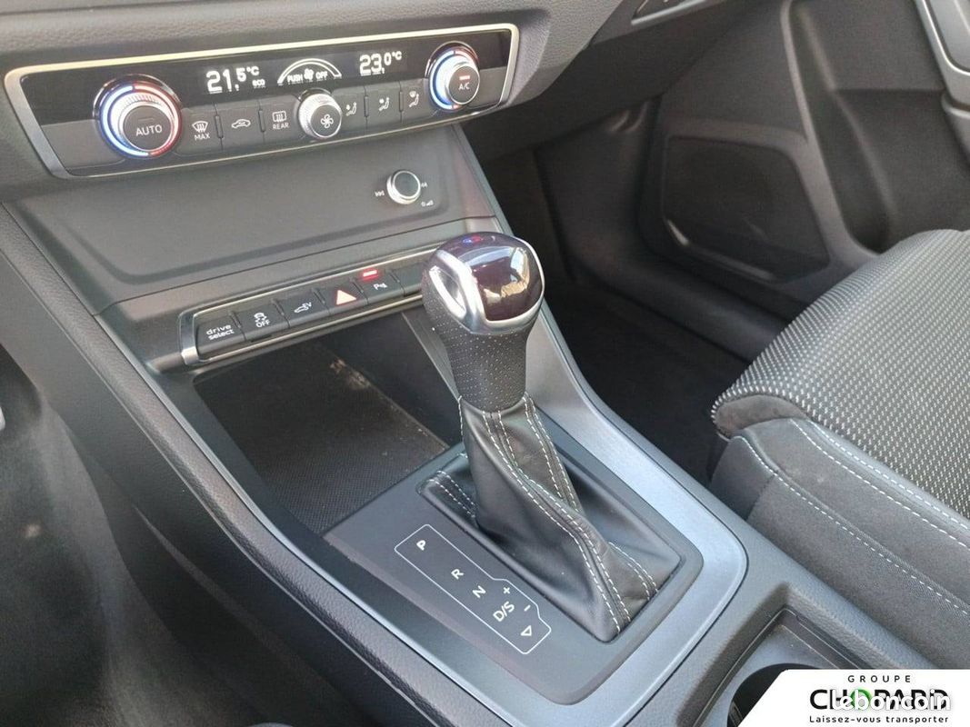 AUDI Q3 Sportback 45 TFSIe 245 ch S tronic 6 S line (image 22)