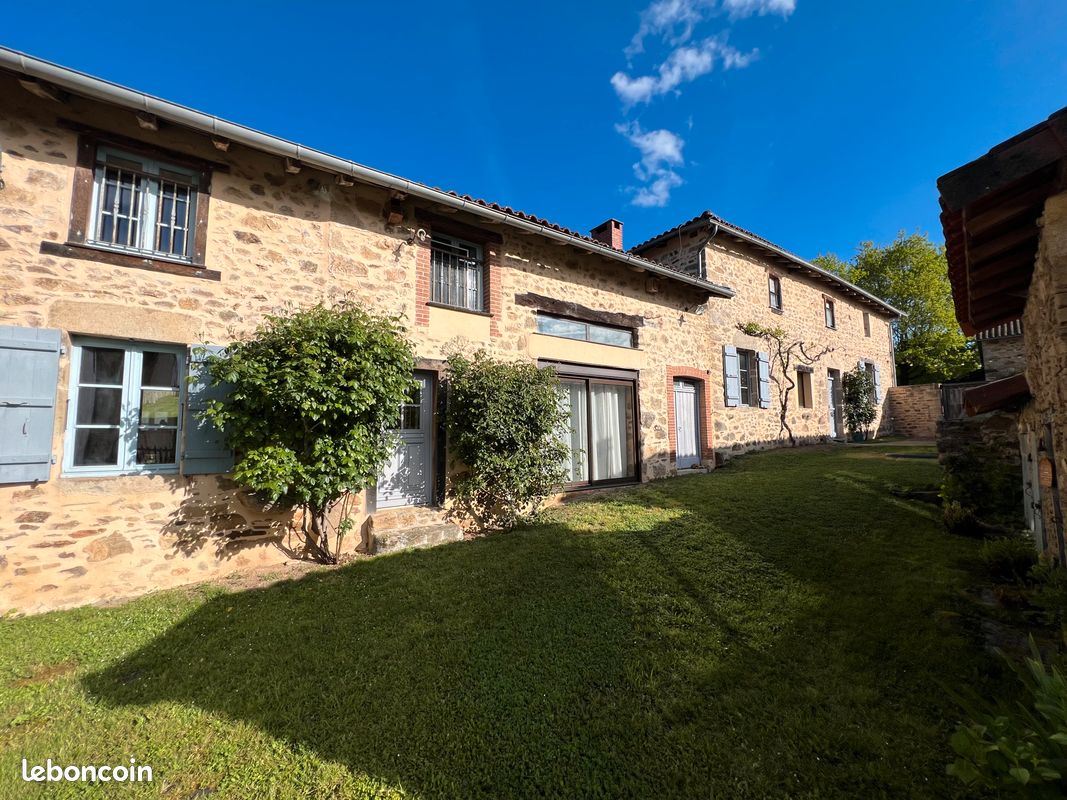 Maison 7 pièces 220 m² · à Saint-Priest-sous-Aixe · 220 m² · 419 000 €