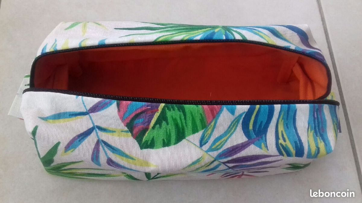 Trousse de toilette (image 3)