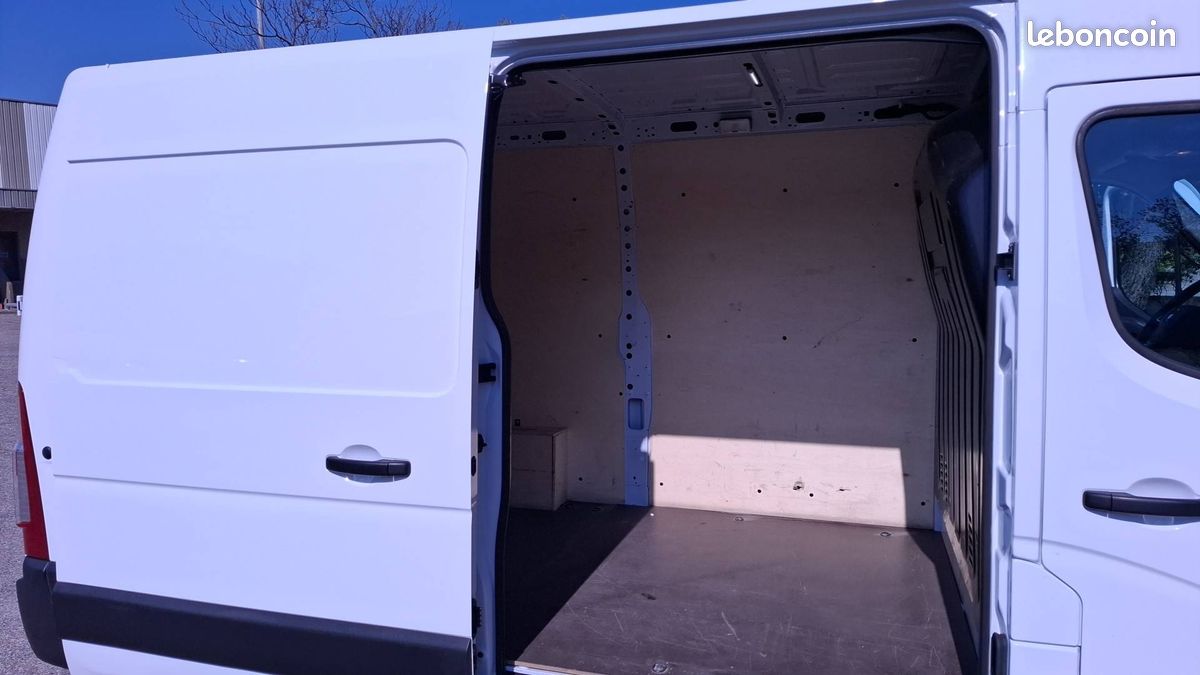 Renault master vu fg cft f3500 l2h2 blue dci 135 (image 12)