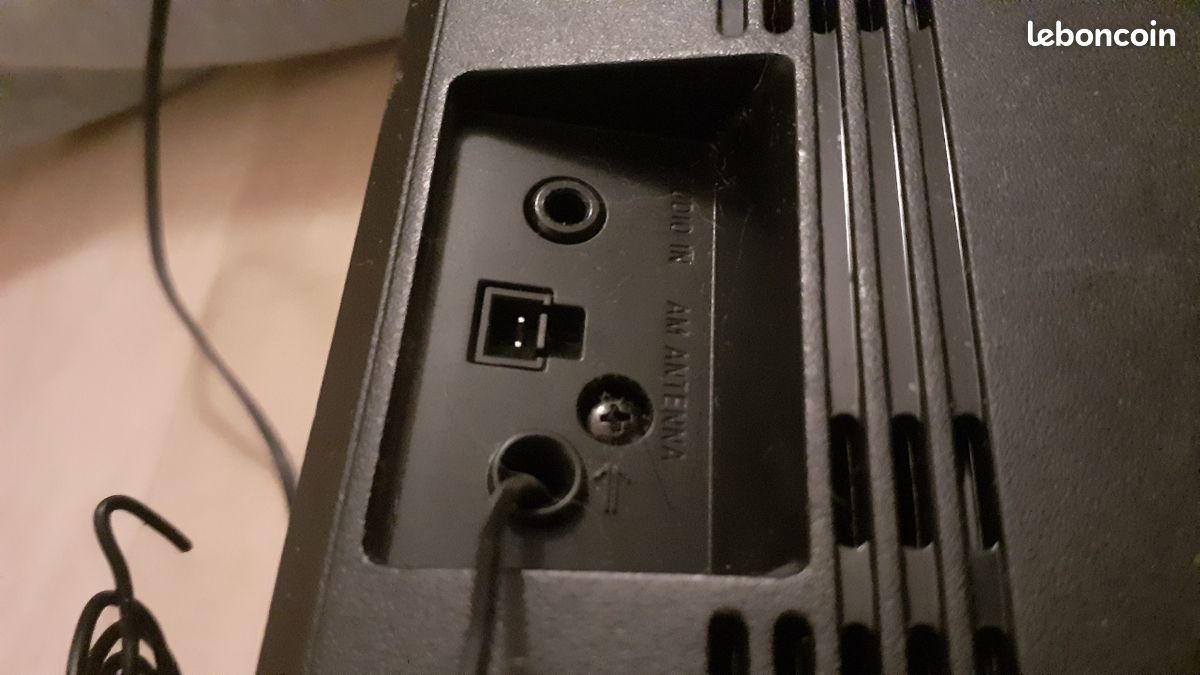 Radio (image 4)