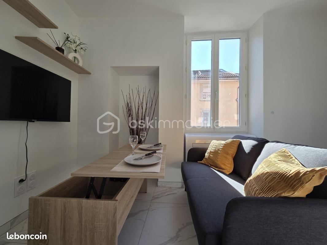 Appartement 4 pièces 31 m² · à Voiron · 31 m² · 140 000 €
