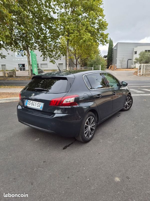 Peugeot 308 style 1l2 82cv ct ok (image 3)