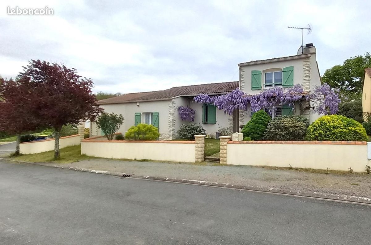 Maison 5 pièces 125 m² · à Poiroux · 125 m² · 292 000 €