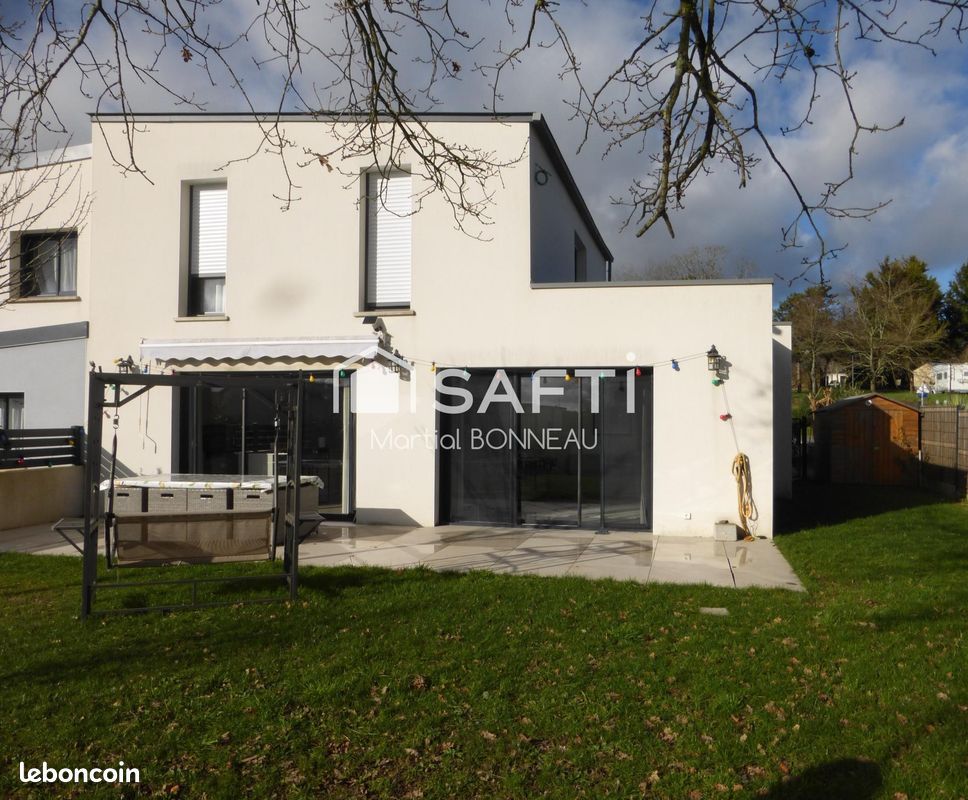 Maison 7 pièces 130 m² · à Saint-Nicolas-de-Redon · 130 m² · 336 000 €