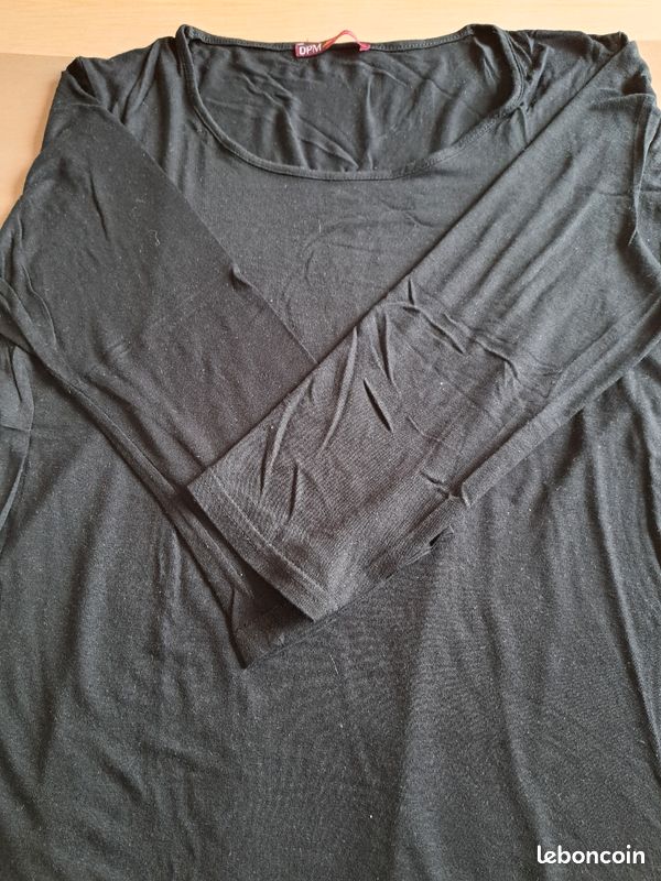 Tee-shirt noir de chez DPM taille 4 (image 2)