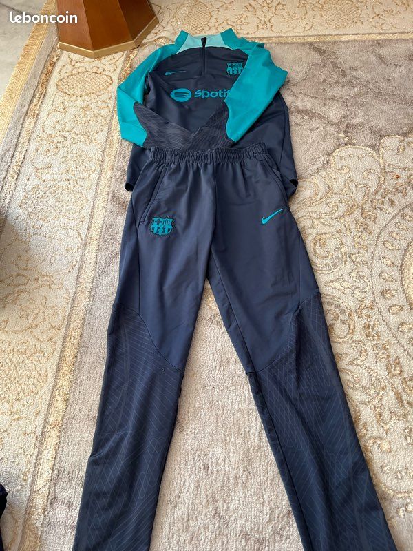 Survet du barça Vêtements