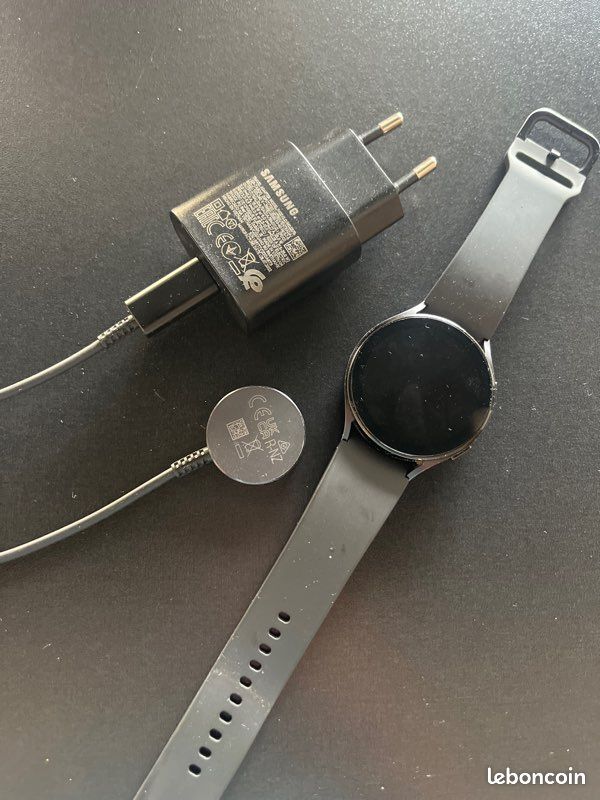 Montre connectée Samsung (image 1)