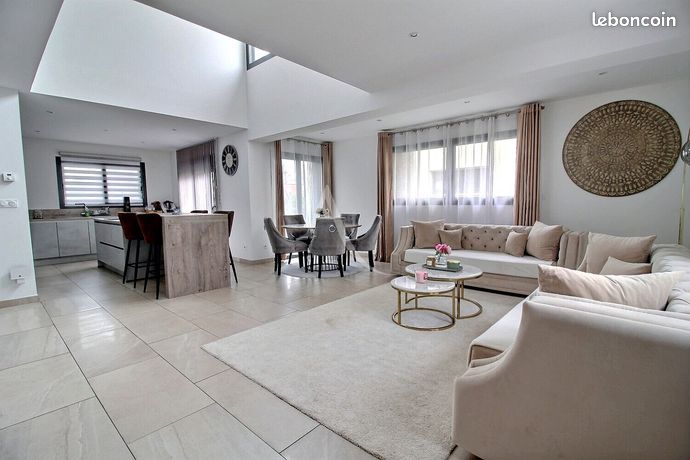 Maison 6 pièces 140 m²