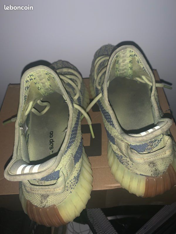 Yeezy 350 (image 1)