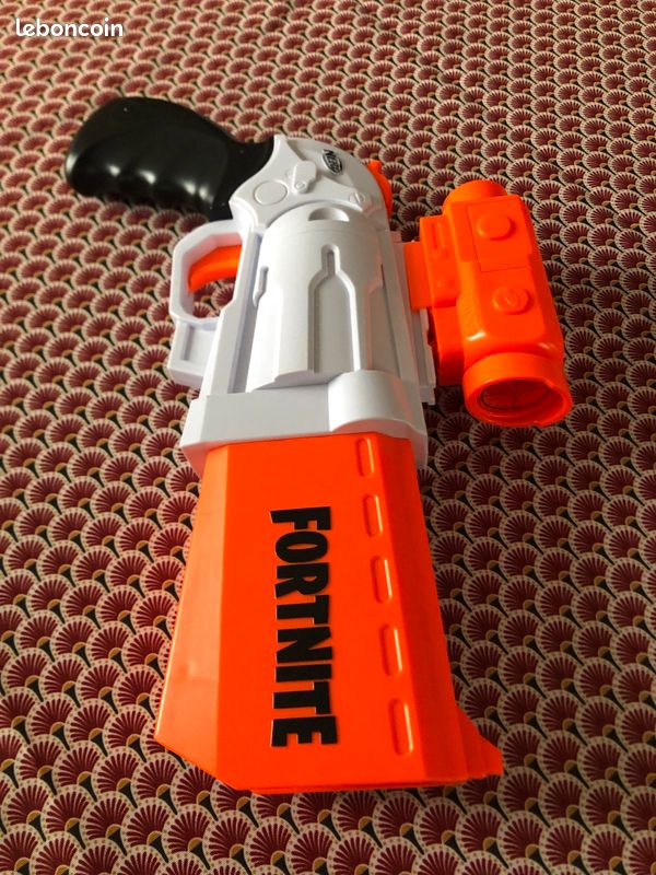 Nerf Fortnite (image 1)