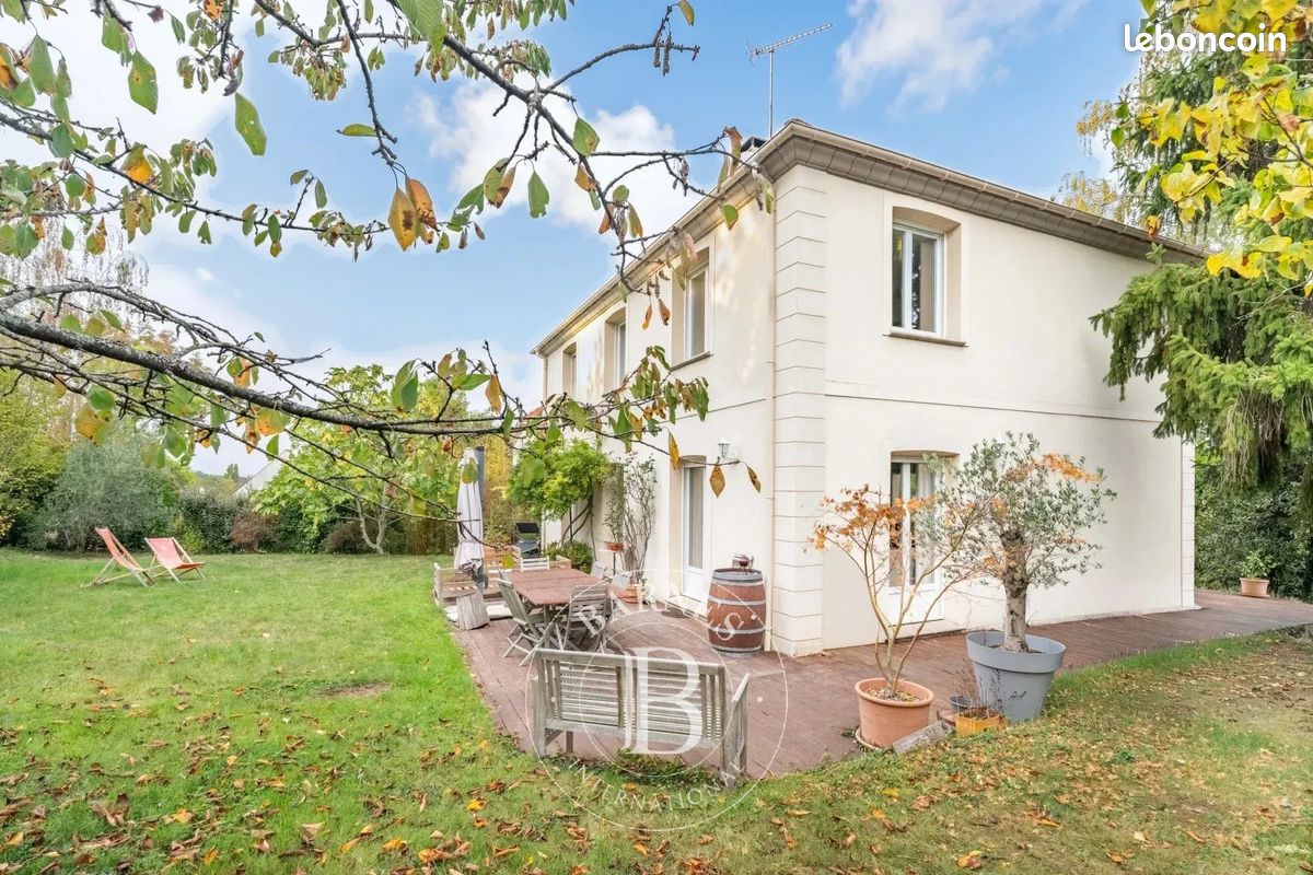 Maison 7 pièces 154 m² · à Vernouillet · 154 m² · 649 000 €