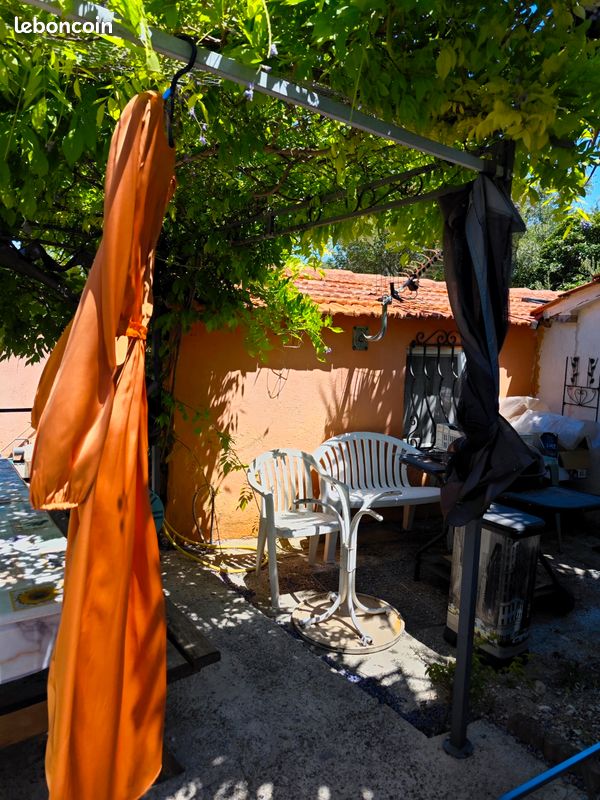 Robe soirée terracotta effet satiné (image 7)