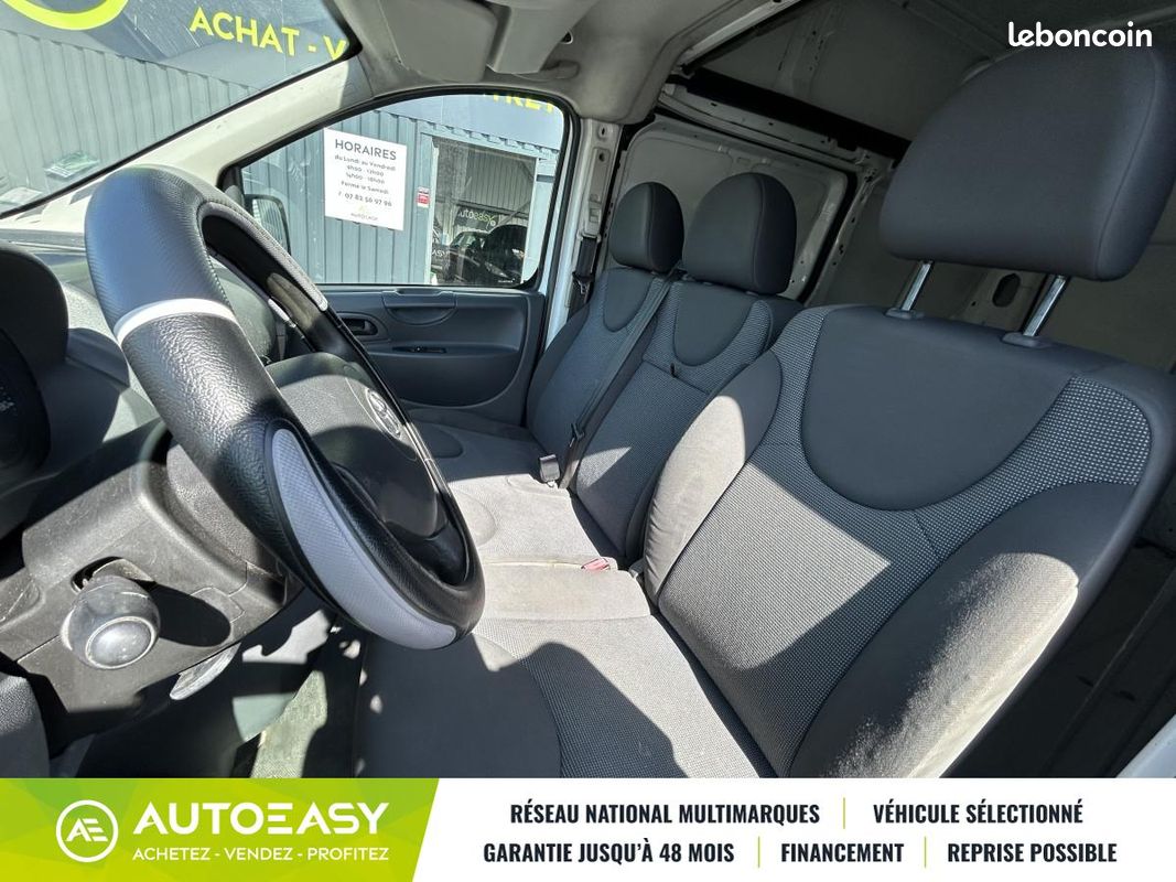 Toyota PROACE 2.0 D-4D 128 CH BVM6 L2H2 CLIM FOURGON OU VAN AMÉNAGÉ (image 8)