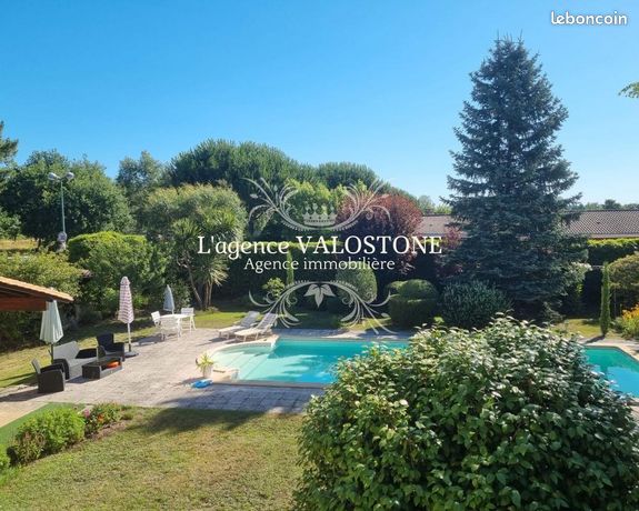 Maison 7 pièces 206 m²