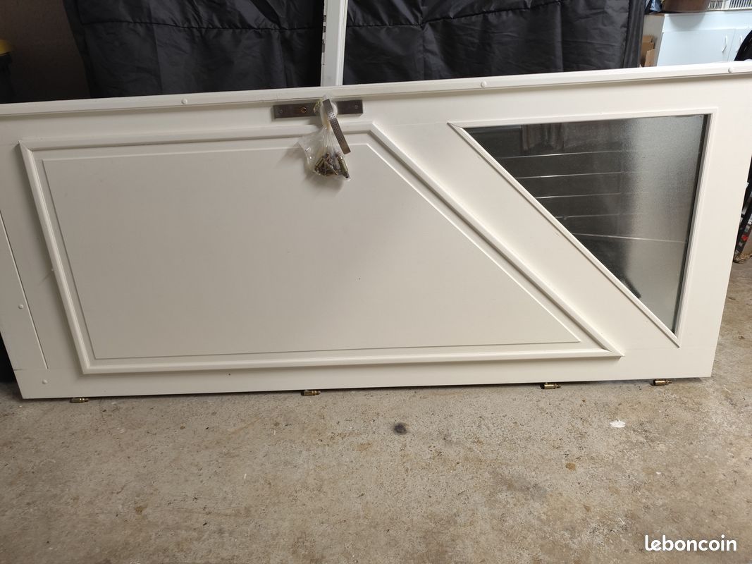 Porte d'entrée en bois peint blanc (image 2)